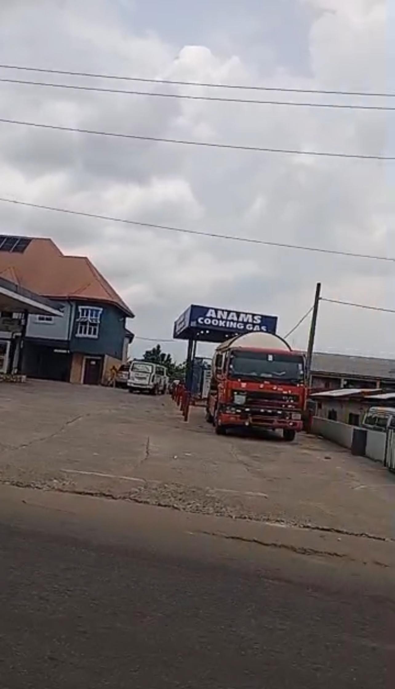 A fully operational filling station with 6 pumps and an active gas service, ready for immediate takeover in Aba